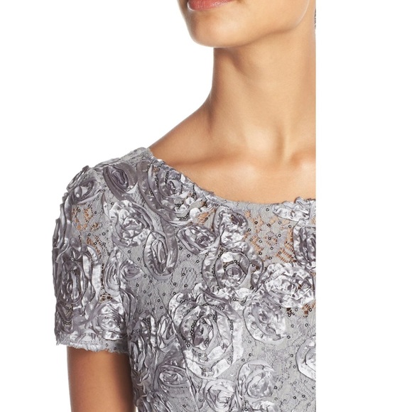 Elegant 💍  Alex Evenings Embellished Lace Silver Gown - Picture 5 of 8